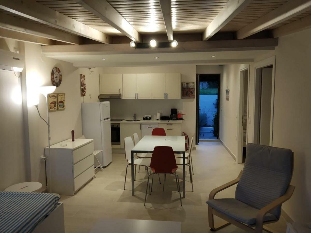 Apartamento Isabel Artemis Khorevtón Exterior foto